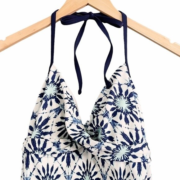 NWT Liz Lange Maternity One Piece Halter Swimsuit Tie Dye Tile Print Size Medium - Picture 9 of 9